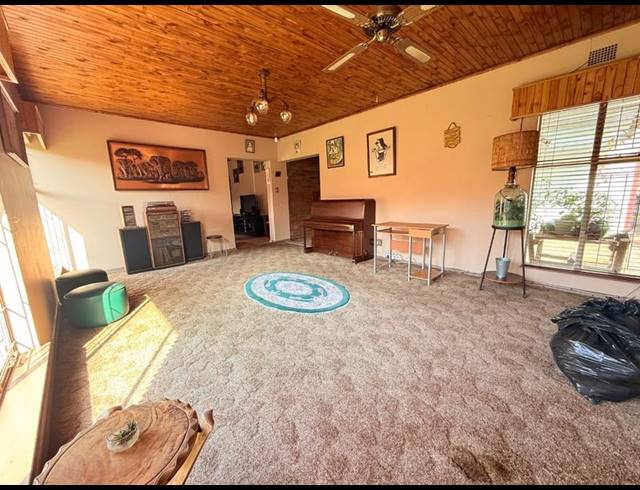 3 BEDROOM HOUSE FOR SALE IN VANDERBIJLPARK CE 3